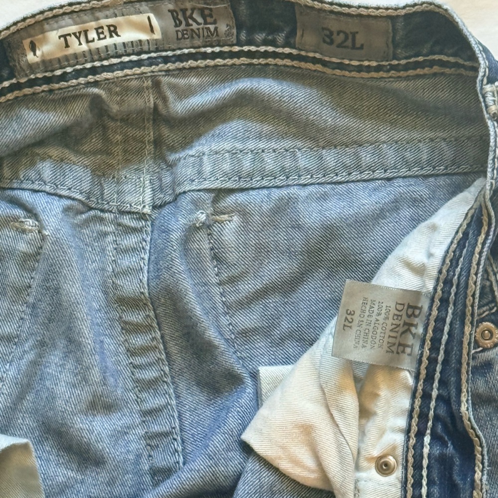 BKE “Tyler” Bootcut Distressed Faded Washed Denim Wide Leg Jeans Thrashed - Picture 5 of 10